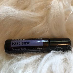 Doterra past tense touch rollerball 10ml